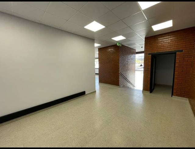 INDUSTRIAL PROPERTY TO RENT IN SAMRAND BUSINESS PARK